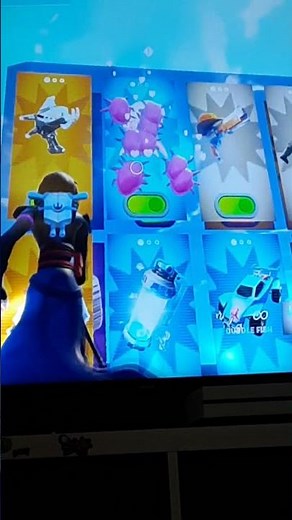 How to get cuddle fish in 1v1 with every gun