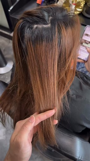 Copper / brassy tones are one of the most common problems after color fades — especially in humid weather ☀️ This client wanted to move away from warm tones without ending up grey or dull. Through careful pigment correction, we neutralised the copper base and restored a clean, wearable ash tone — soft, balanced, and effortless ✨ No harsh grey. No muddy color. Just calm ash tones that grow out beautifully. #singaporehairsalon #🇸🇬 #sgsalon #haircolor #fyp | Mirror On Wall