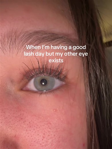 Achieve Perfect Eyelashes for Both Eyes