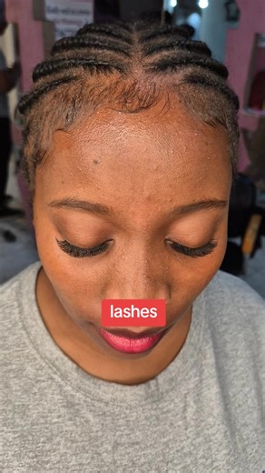 Professional Lash Extensions at Braidy Salon