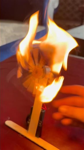 🔥 Spinning Fire Fan Experiment | Amazing DIY Science Project #Shorts