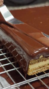 35K views · 402 reactions |  Dubai Chocolate Pistachio Opera Cake...