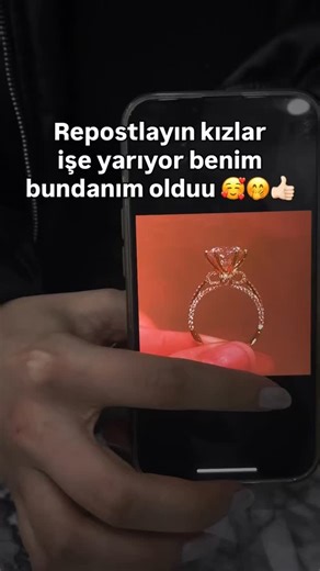 Yüzük Modelleri | Görmesini istediğin sevdiğine gönder ya da repostla 🥰🤭 Pırlanta Montür Özel Seri Kurdela Model Tektaş 💖 Gümüş & Altın Seçenekleriyle... | Instagram