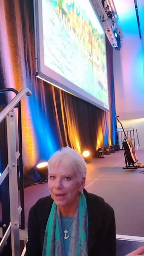 1.1K views · 32 reactions | Jo & Josephine im HKB NB #freuteuchdeslebens #JoUndJosephine #deutscherschlager #ptipanoramica #Neubrandenburg #HKB | Marita Frehse | Facebook