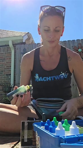 why is it blue?? water chemistry ⚗️ 🤓💙🏊🏻‍♀️✨️😎 #fypシ #blue #science #poolgirl #southeasttexas