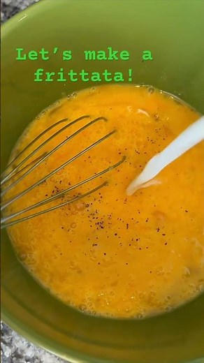 How to make a FRITTATA! Cast Iron Cooking (Crustless quiche or omelet) #cooking #recipe