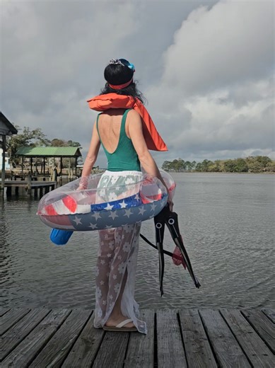 he got his coworker arrested so I got to help Gerald get the job done 🐬🏙 🧜‍♂️ 🧜‍♀️ #geraldthedolphin #Gerald #undergroundcity #dolphins #illegal