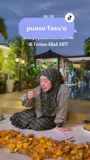 Selamat Berbuka Puasa Tasu'a Bersama Shella