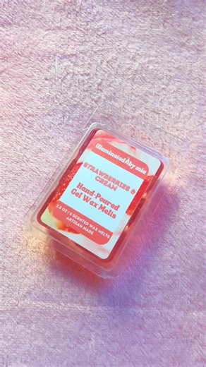 illuminatedbymia on Instagram: "Pause to read scent notes 📣 Valentine’s day scents are live at illuminatedbymia.com #satisfyingvideos #satisfying #trending #smallbusiness"