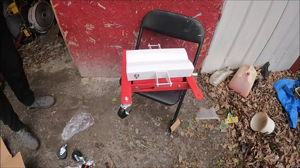 "Harbor Freight 400lb Transmission Jack - Unboxing, Assembly, and Demonstration"