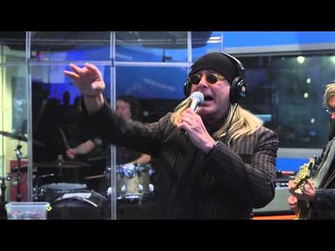 Cheap Trick "Surrender" Live @ SiriusXM // Classic Rewind