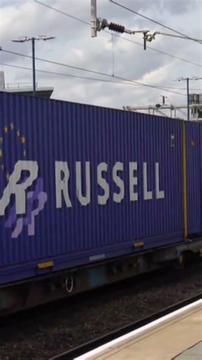 the Drs class 66 at Stafford station