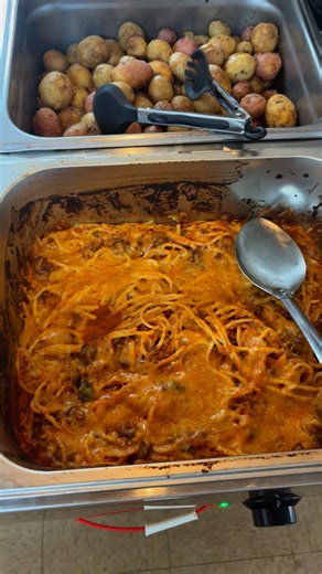 CFS w/ peppered gravy. SPAGHETTI. butter peas- roasted potatoes- cream style corn- roll | The Corner Store | Facebook