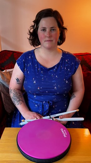 One of the make-or-break comments for a placing in a solo or band contest is the opening rolls. It’s your first impression for the judge so you’ll want to make it a good one! Remember these key elements when practicing your introduction rolls: ✔️ Keep a triplet-feel for consistent spacing between buzzes ✔️ Play your buzzes as long as possible so that they slightly overlap ✔️ Finish with a confident tap at the end #snare #snaredrum #drum #drumming #lessons #music #musiclessons #teaching #instruct