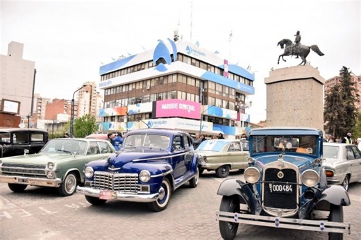 Vuelve este finde la mega expo de autos antiguos al Paseo de la Costa | Neuquén Al Instante | Periodismo Digital en la Patagonia