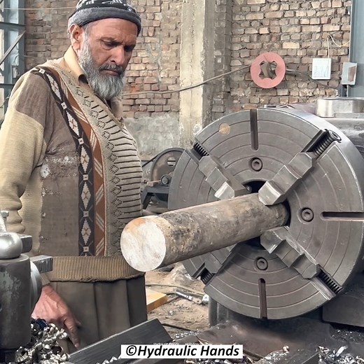 12K views · 247 reactions | Machining Dynamic Shaft for Steel Cutting Machine With Amazing Skills | Hydraulic Hands | Facebook