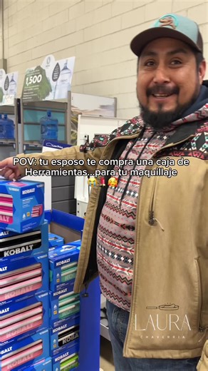 Mi esposo me sorprendió con mi mini tool box de kobalt 🥰👷🏼‍♂️ De @Lowe’s @Jesus Chaverria #marriedlife #couplestiktok #esposos #minitoolbox #husbandwife