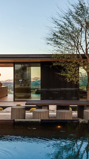 What just under $10M gets you into Palm Springs’ exclusive Desert Pallisades. A guard-gated community designed for hillside, architecturally significant homes, this home offers sweeping desert views and warm, neutral tones throughout. Interior furnishings by @francescagracehome perfectly complement the floor-to-ceiling glass and stunning burnt Japanese cypress cladding. Listed for sale with @jongrauman. | The Luxury Home Show