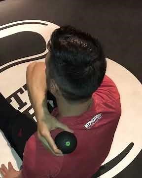 SUPRASPINATUS MUSCLE SELF-TREATMENT EXERCISE