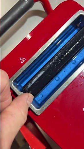 When using a Swix Wax Roller, why is the wax on my skis thick or uneven?