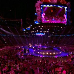 17K views · 260 reactions | TOPPERS IN CONCERT 2018 SBS6 ZATERDAG 23...