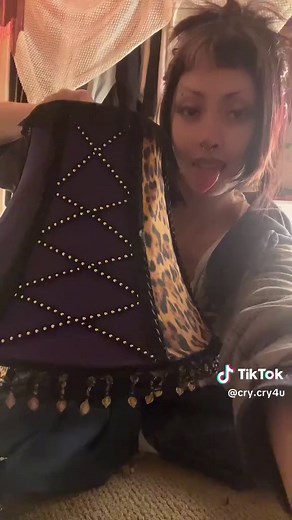 DIY Lamp Shade Makeover with Fabric and Ribbon