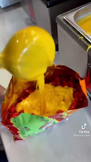Flamingo Hot Cheetos Nacho Cheese #shorts #Tiktok #tiktoktrend