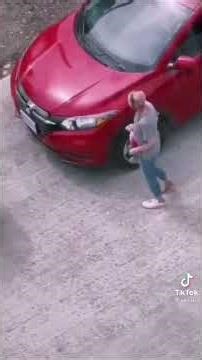 โดนหลอกกันทั้งโลก! 'The Seattle Zombie Woman' แต่ความจริงพีคกว่านั้น!