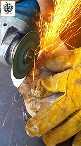 18K views · 448 reactions | DIY mini axe from an old saw blade #miniaxe #oldsawblade #diyaxe . . #reels #reelsfbvideos #reelsvideo #fypreels #reelsfypシ゚ #reels2023 #reelstrending #reelsviral #reelsfypシ #reelsfbシ #reelsfbviral #reelsfb . . #fyp #foryou #diy #craft #creative #diytools #fypage #creativelab ----------------------------------------------------------- Follow for more @admin.creativelab  | Creative Lab | Facebook