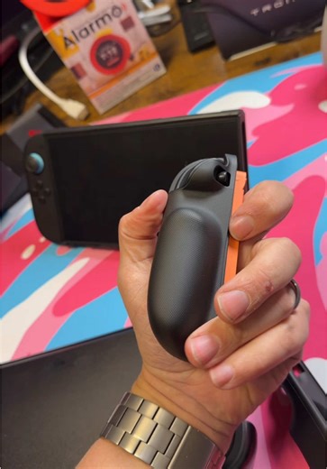 Absolutely amazing Switch 2 case you can get yet!! Must see! #coowpsswitch2case awesome! #kahlaDeals #kahlagaming #fypシ #Inverted