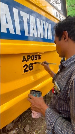 AMAZING Street Artist Turns School Bus into Masterpiece with Paint Art #viral #art #trending