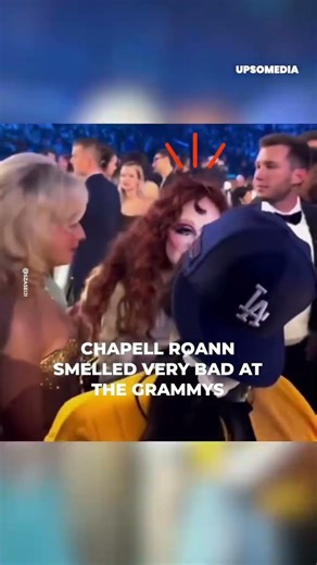 The "strange smell" coming from Chapell at the Grammys | Icons+ #shorts