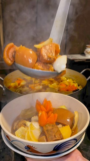 Cách nấu Hủ Tiếu Bò Kho đơn giản tại nhà,mà ngon như ở ngoài tiệm Cả Nhà cùng Hương tham khảo nha🥰 #HuongMienTay #ThachThuyHuong #cachnauhutieubokho | Thạch Thúy Hương