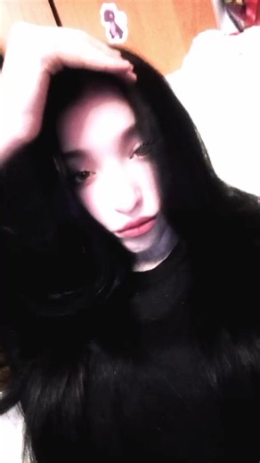 Відео користувача 🩶 (@_d_e_a_d06) з композицією «оригинальный звук - искушение٭»