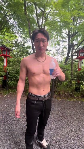 鞍馬寺に行きました🌞🤲🏻 暑くて脱いでる🤣