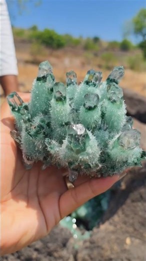 OMG 😱 Super Expensive Green Quartz Cluster Found Inside Massive Rock 💎 | Diamond Hunter