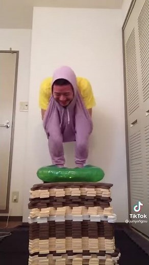 Hoodie Challenge - Junya1gou New Challenge