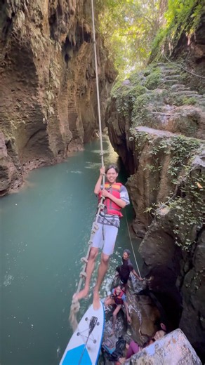 Trying the viral Tarzan swing in BATULUMPANG Pangandaran #batulumpang_adventure
