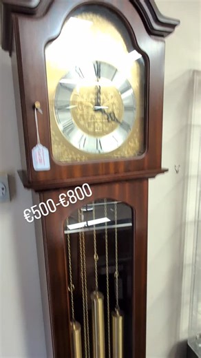 A beautiful chiming grandfather clock by Hermle, standing just over 6 feet tall guide price €500-€800 It chimes every 15 mins, but don't worry you can turn that function off if needed... however there is something nice about it It's for auction on Tuesday 21st of October at our auction rooms on Cow's Lane Temple Bar Dublin Open viewing starts on Saturday at 12 noon #johnweldonauctioneers #discovertemplebar #grandfather #grandfatherclock #grandfatherclocks #grandclock #clock #chimes #chiming #chi