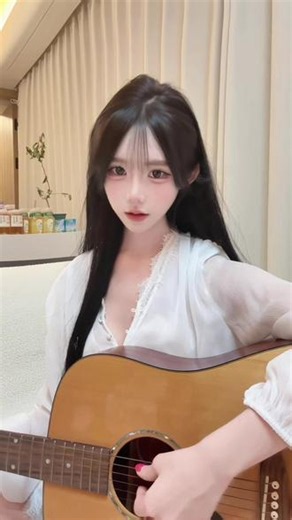 我只求今朝拥你入怀抱 #红尘客栈#吉他弹唱#红尘客栈翻唱#红尘客栈吉他谱