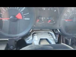 2005-2009 Ford Mustang Cluster Removal Cluster Bezel AC Vents Removal