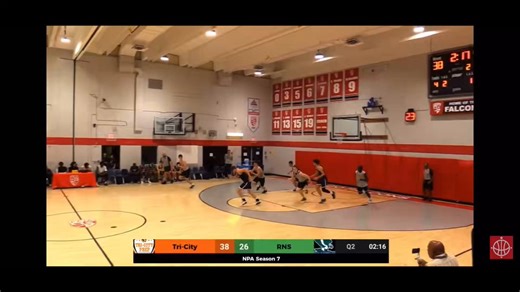 6’4 G Harry Shellhammer (@HarryShell8) is a SHOOTER and he’s put up multiple 30 and 40 point games where he’s made 10+ 3’s this season In the @NPACanada 23.6 points per game 51% FG 47.3% 3P on 9.1 attempts per game Shellhammer has great feel for the game and has produced for @TriCityBA in the Grind Session. His D1 interest is picking up. @Coach_Srdj