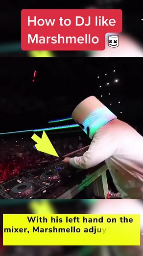 How to DJ like Marshmello in 1 Minute#dj #djcarlo #djcarloatendido #marshmello #mello #mello #djmarshmello #djmarshmellow #alone @marshmellomusic