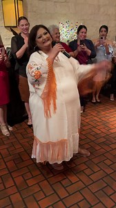 On Wednesday, August 30th, the highlight of the Mariachi Festival Influential Latinas Reception was Vanessa Alonzo singing for us. She also was a recipient of an Influential Latina Award. She is a an actress, mariachi and opera singer from Houston, Texas. She works with Mariachi Vargas, Mariachi Los Camperos, and many other mariachi groups from across the globe. She often sings with the Houston Grand Opera, Opera of Chicago, San Diego Opera, Arizona Opera, Fort Worth Opera, Nee York City Opera, 