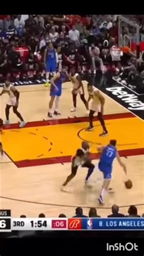 60 year old Hooper trying Luka Doncic bag.