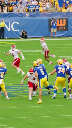 The Pittsburgh Panthers vs Miami Ohio Pitt incomplete pass!