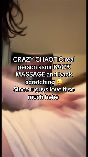 ASMR aggressive fast chaotic real person back scratching hair brushing and back massage #asmrbackmassage #asmrfastbackscratching #realpersonmassage #fastbackscratching #asmrhairbrushing