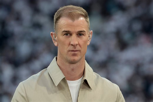 Joe Hart disagrees with Lucy Ward over 'quality' Leeds United ace that puts his body on the line