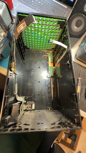 Got to be the first time I’ve seen a piece of corn in an Xbox series X housing 😆🤝 | Graham Kennedy