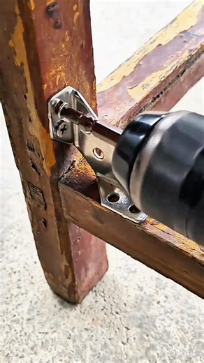 Installation of Angle Brackets for Wood Joint Reinforcements #shorts